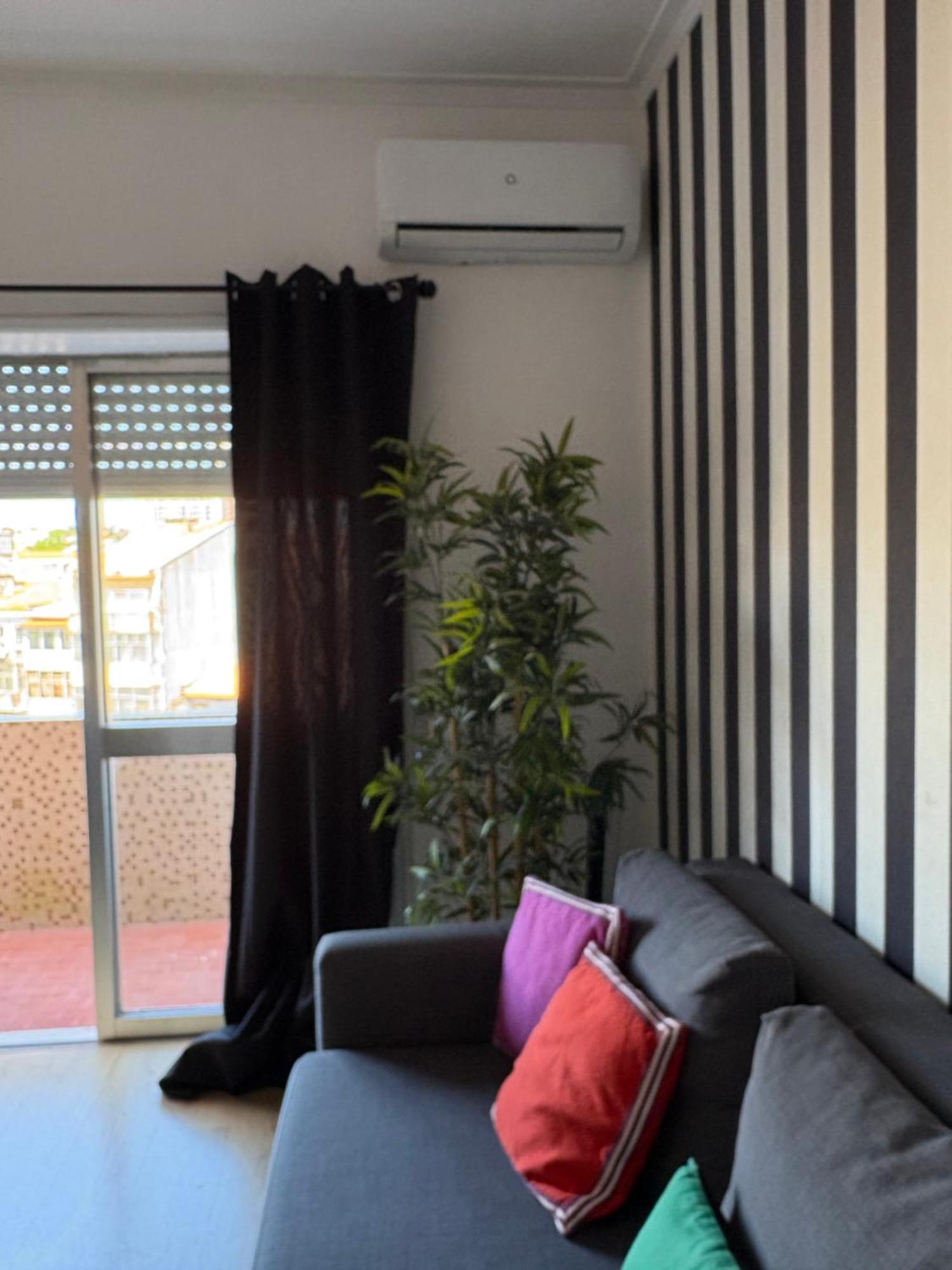 Design Apartment Porto Downtown Esterno foto